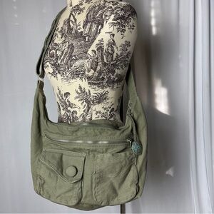 Divided Olive Canvas Bag with Patterned Lining